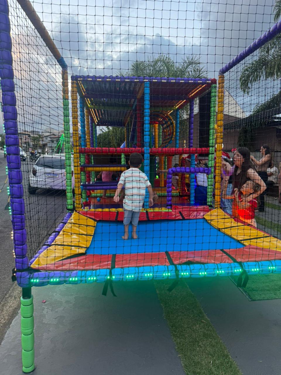 ​MÉDICO GUAÇUANO REALIZA NATAL SOLIDÁRIO